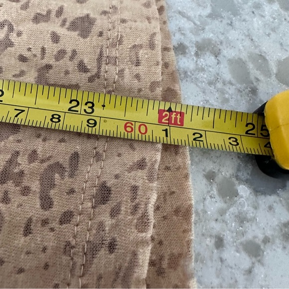 Knights Apparel NHL Pittsburgh Penguins Burn Out Short Sleeve T-Shirt Size S EUC - Picture 8 of 8